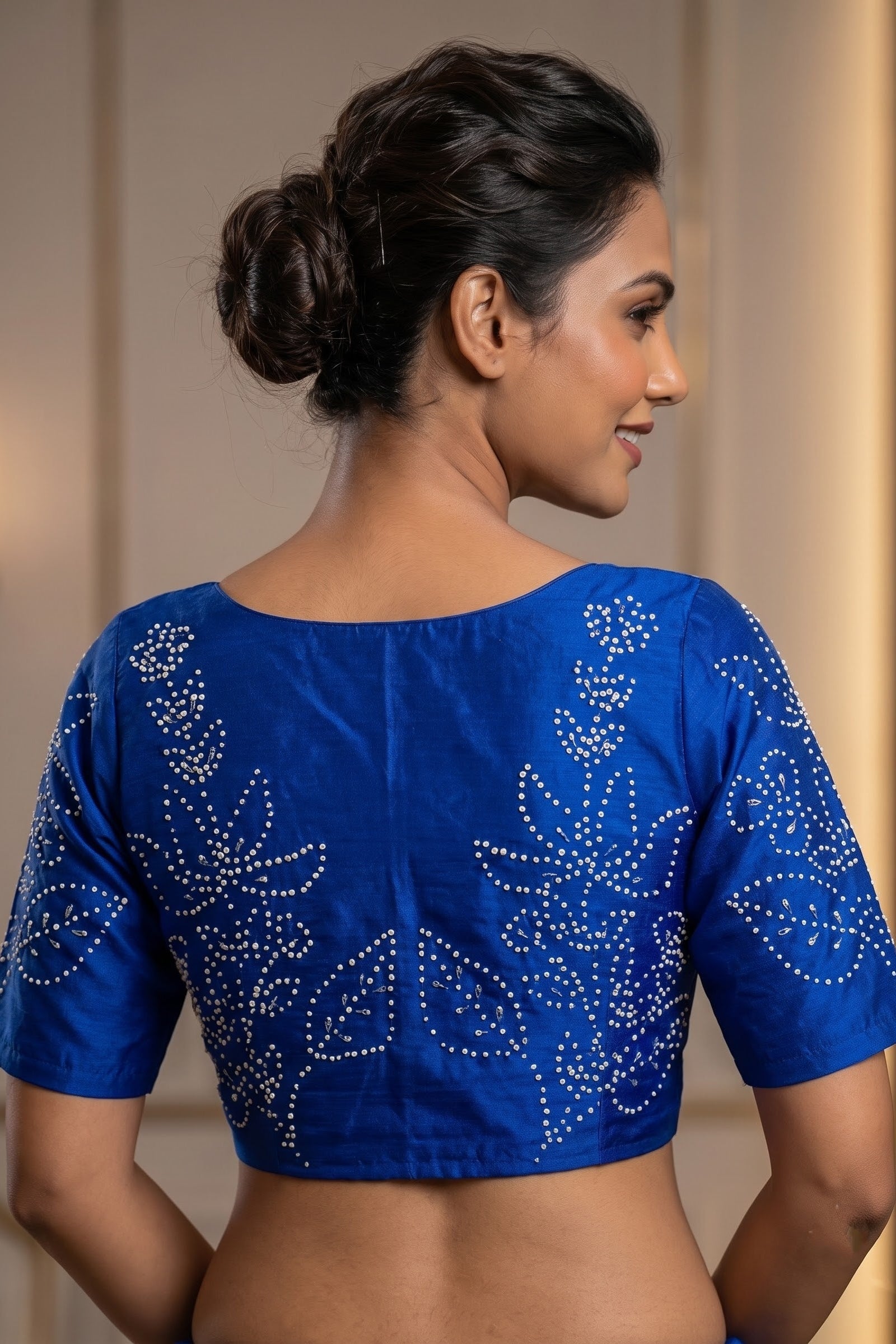 Infinite Stars Double Knot Stitch Blouse
