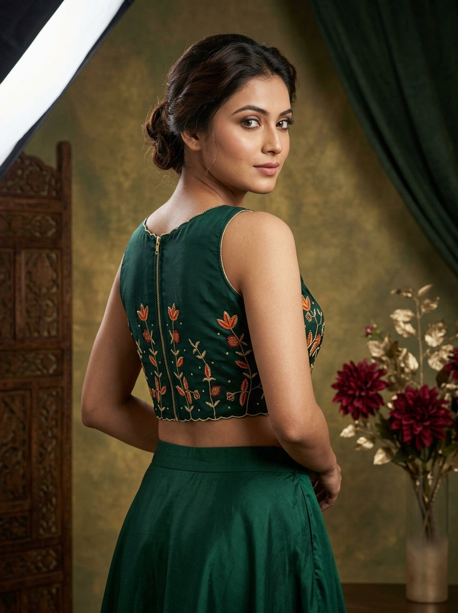 Rising Rever Floral Embroidery Blouse