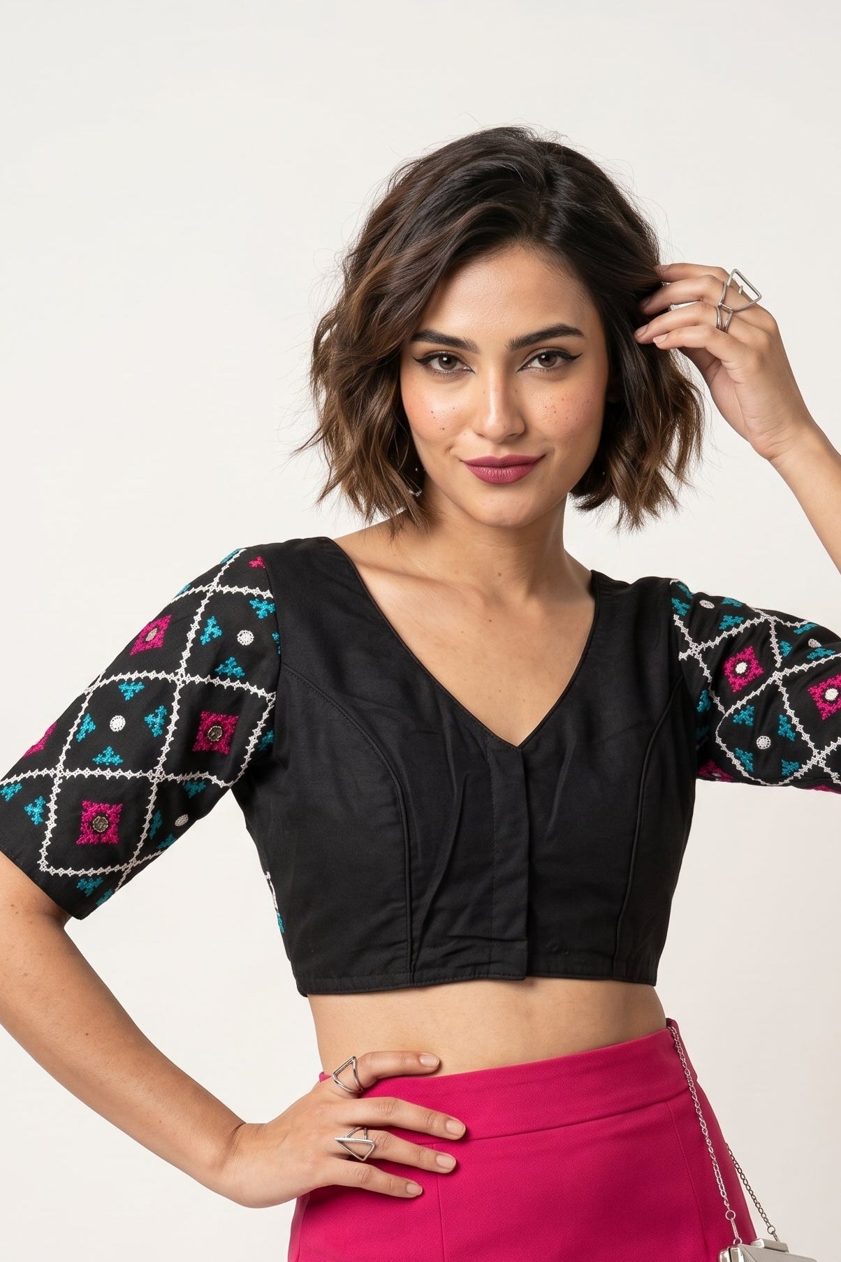 Dreamy Deal-Gujrati Stitch Blouse