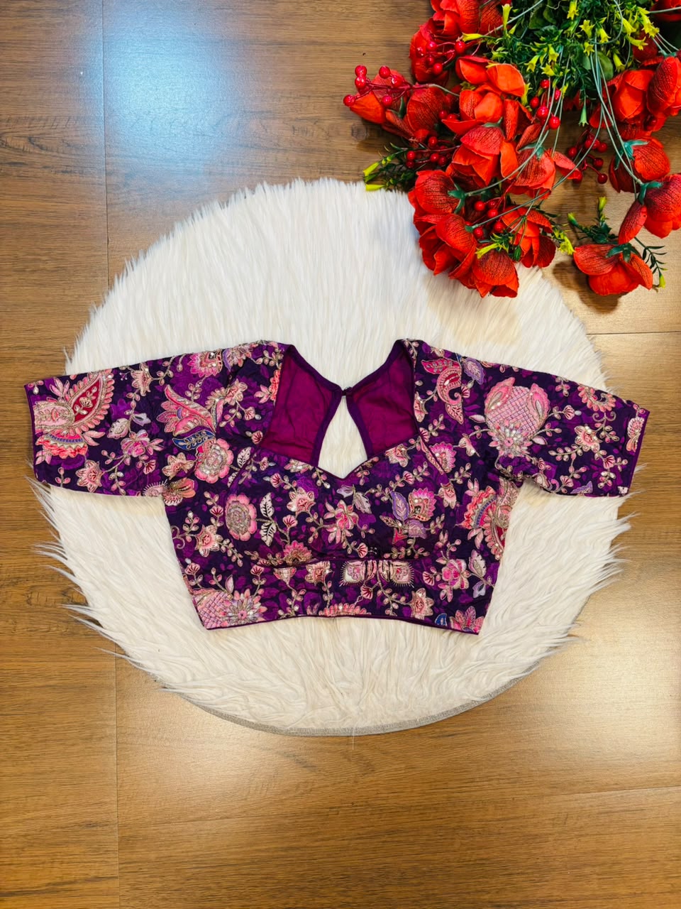 Own The Crown – Designer Zari & Sequins Crepe Blouse